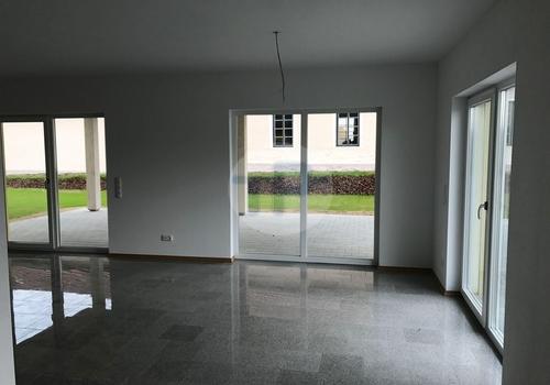 Wohnzimmer (2)