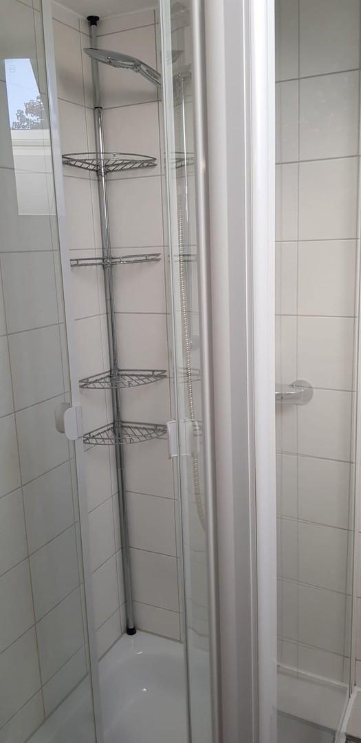 Duschbad Bild 1