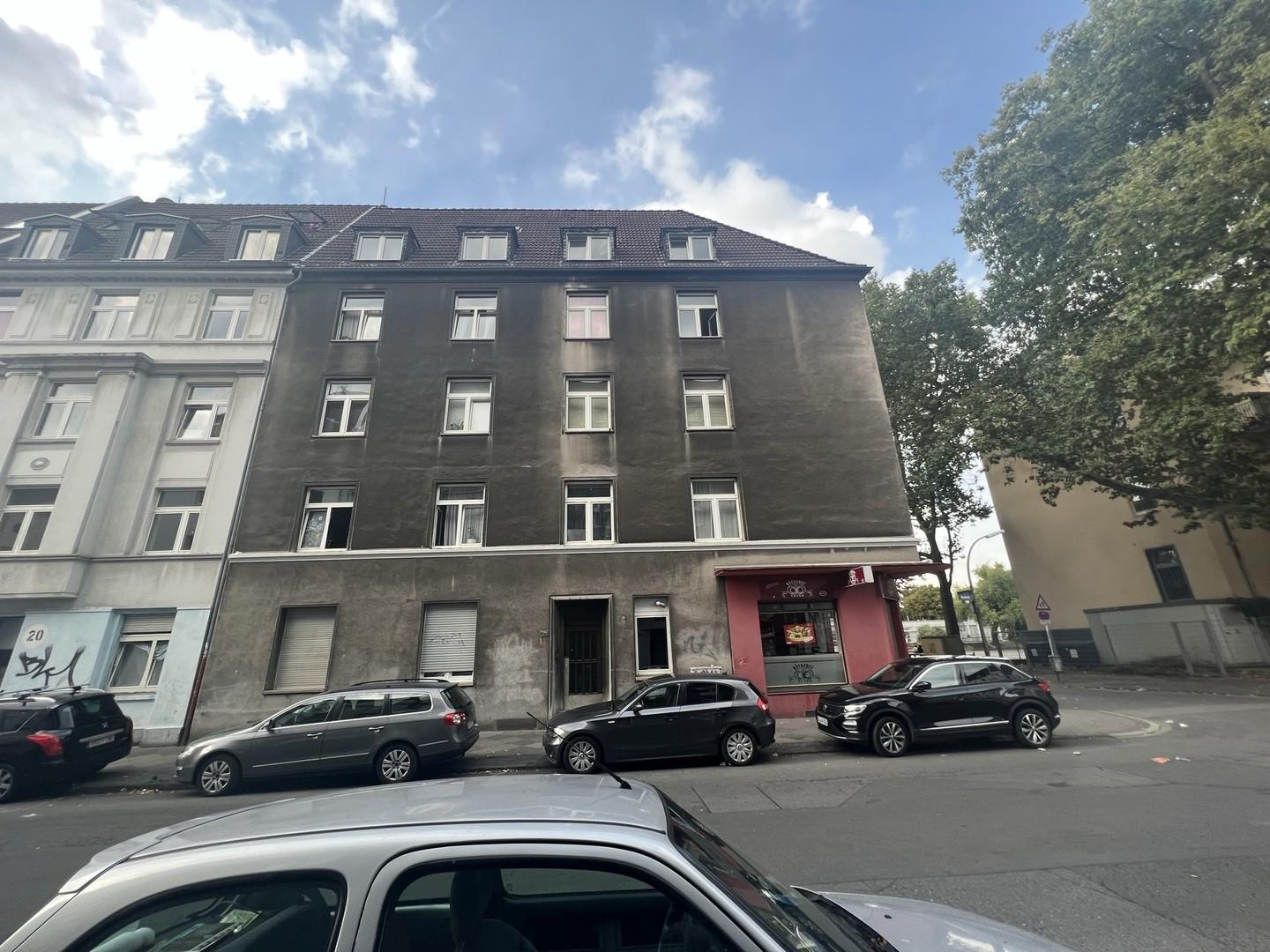 Straßenansicht