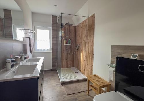 Tageslichtbad, Dusche