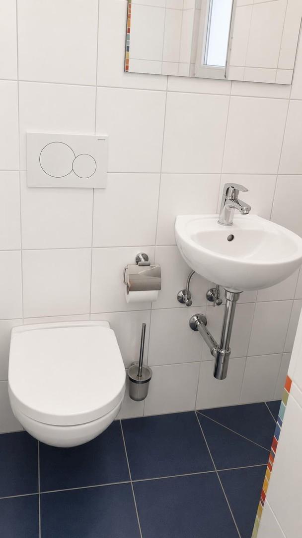 EG: Bad  klein