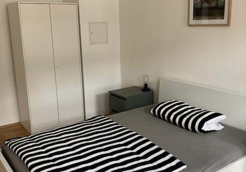 Bett mit Bettzeug