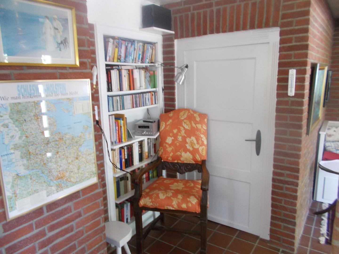 Leseecke im Wohnzimmer