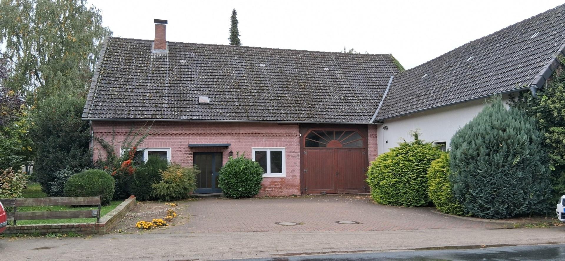 Straßenansicht