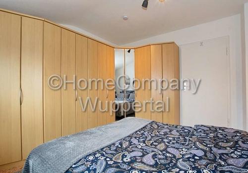 Kleiderschrank