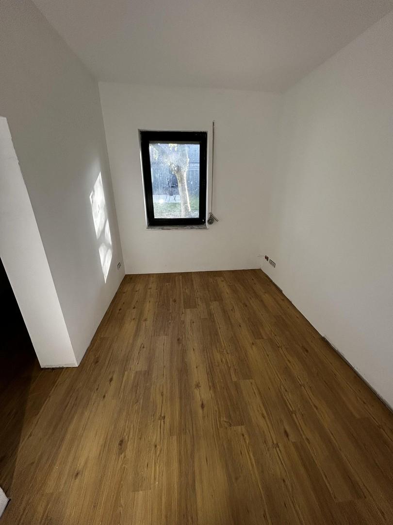 kleines Schlafzimmer/Büro
