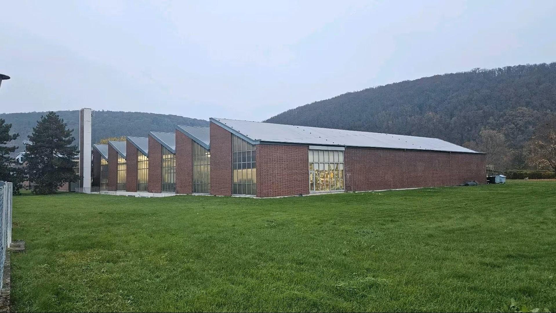 Aussen Strassenseite