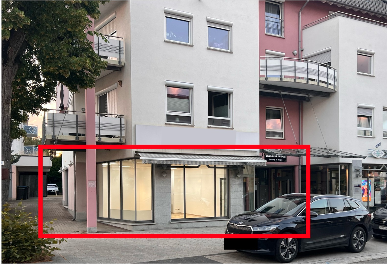 Ladenfläche Strassenseite