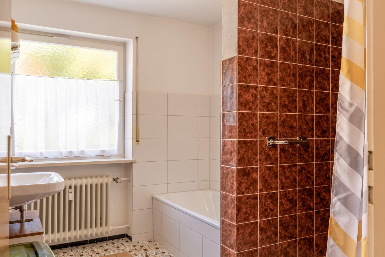 Attraktives 2-Familienhaus mit 177 m² Wohnfläche und großem Garten