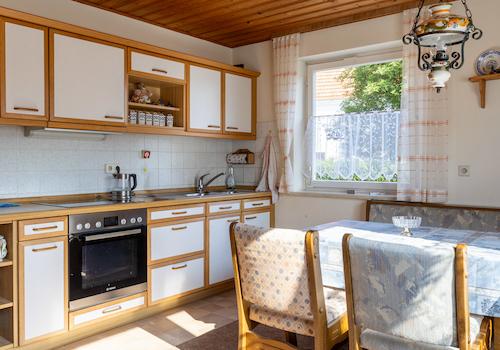 Attraktives 2-Familienhaus mit 177 m² Wohnfläche und großem Garten