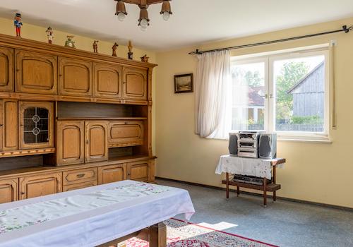 Attraktives 2-Familienhaus mit 177 m² Wohnfläche und großem Garten