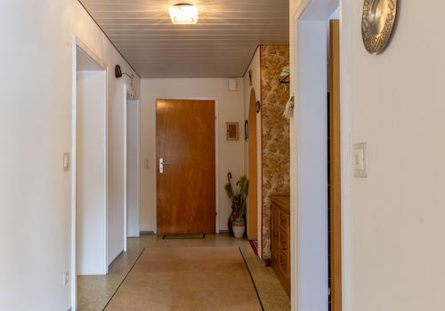 Attraktives 2-Familienhaus mit 177 m² Wohnfläche und großem Garten