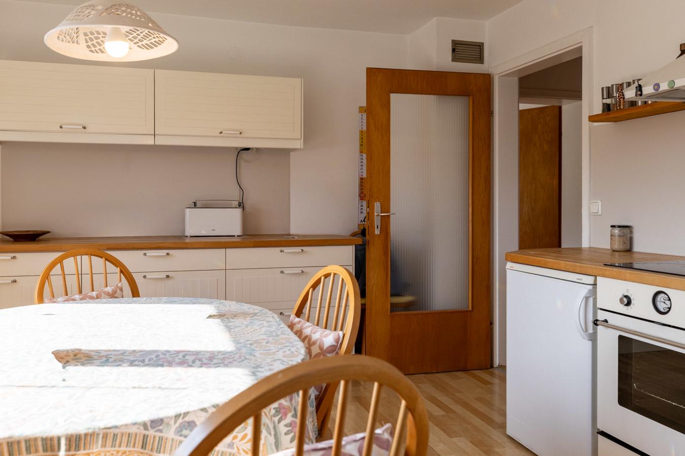 Attraktives 2-Familienhaus mit 177 m² Wohnfläche und großem Garten