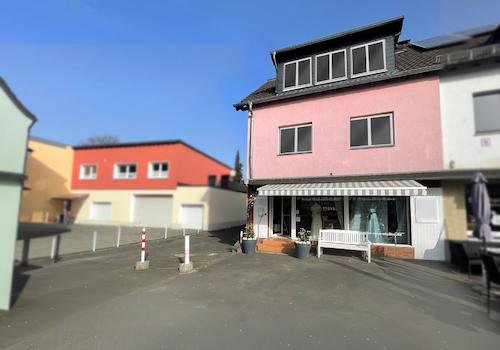 Straßenansicht