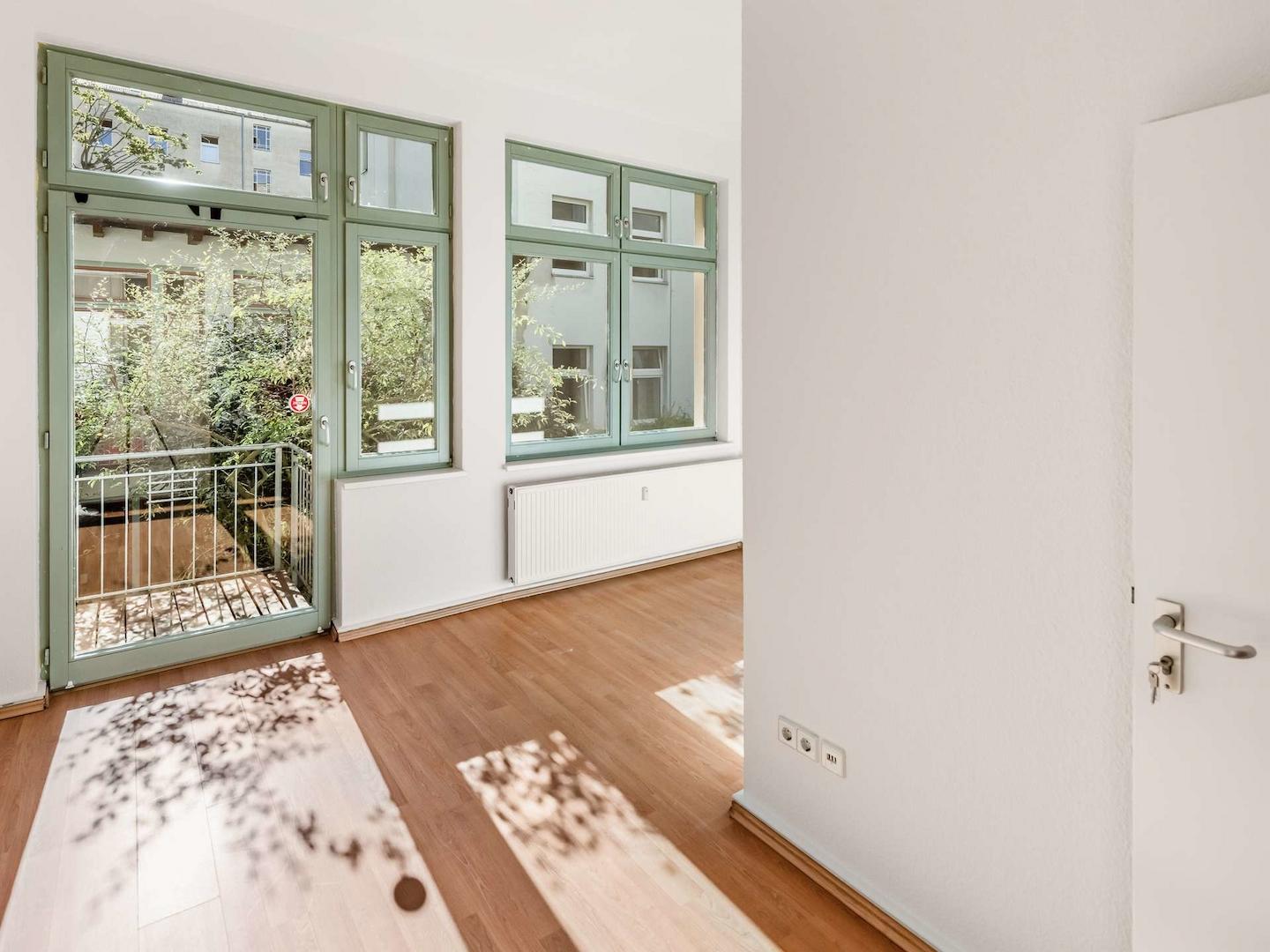 Raum mit Balkon