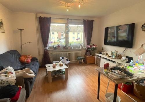 Geräumiges Wohnzimmer
