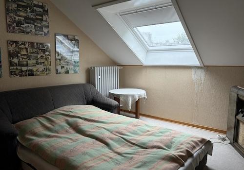 Schlafzimmer 2 DG