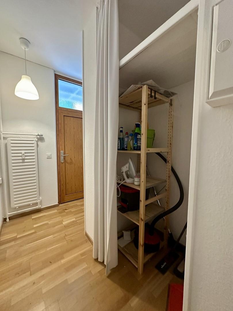 Flur + Abstellkammer