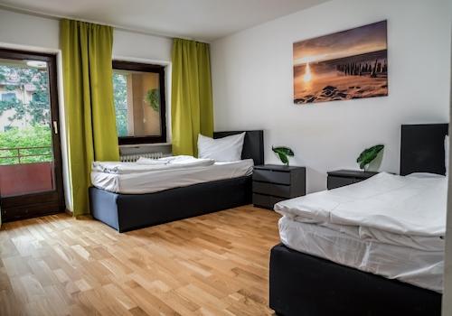 Schlafzimmer 2