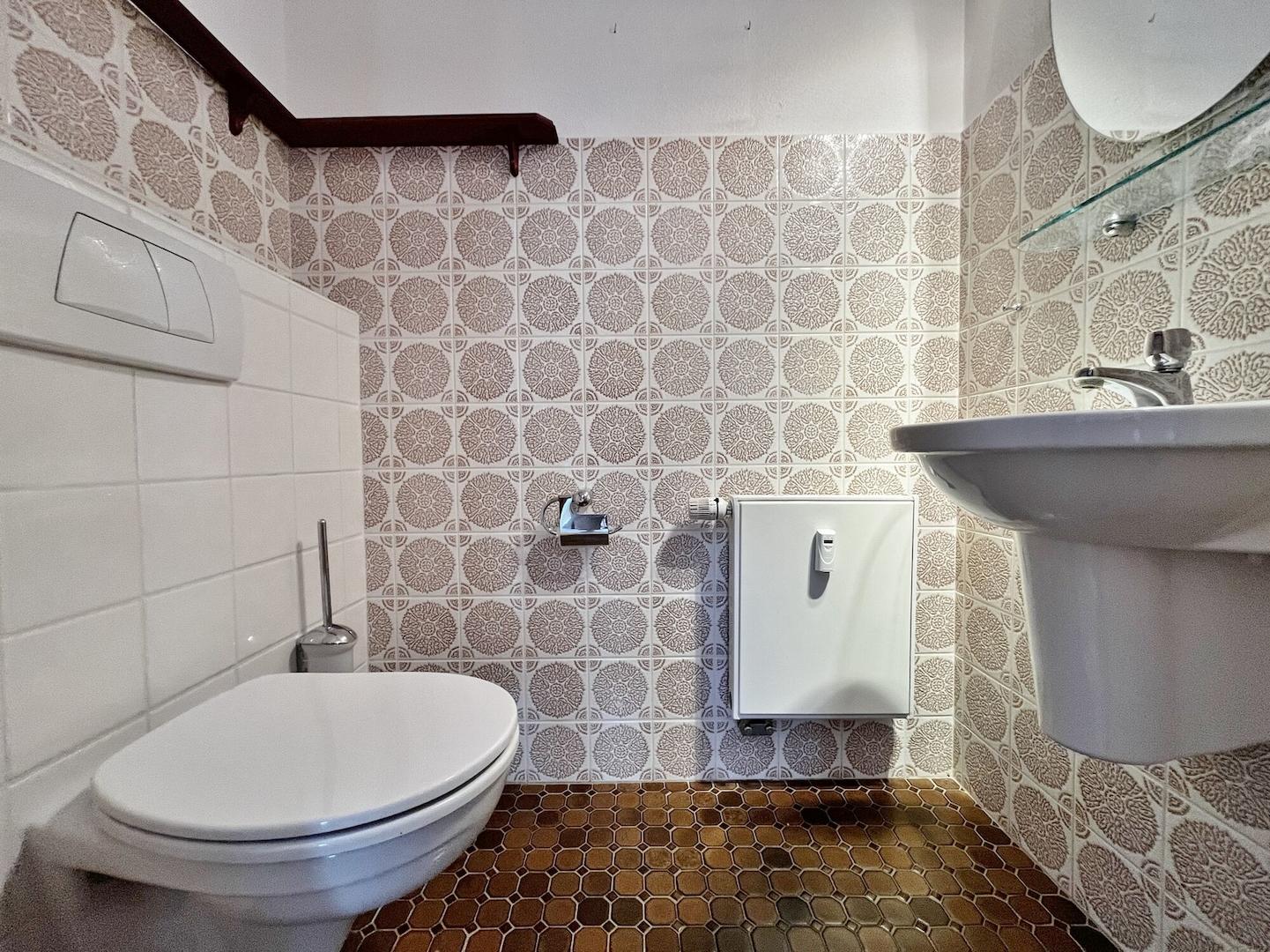 Gäste-WC EG