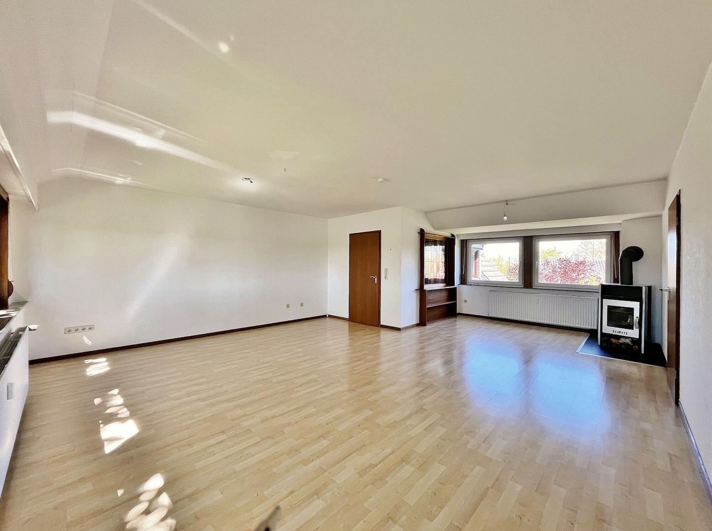Wohnzimmer DG