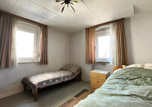 OG Schlafzimmer 1