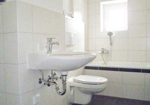 Bad mit Wanne