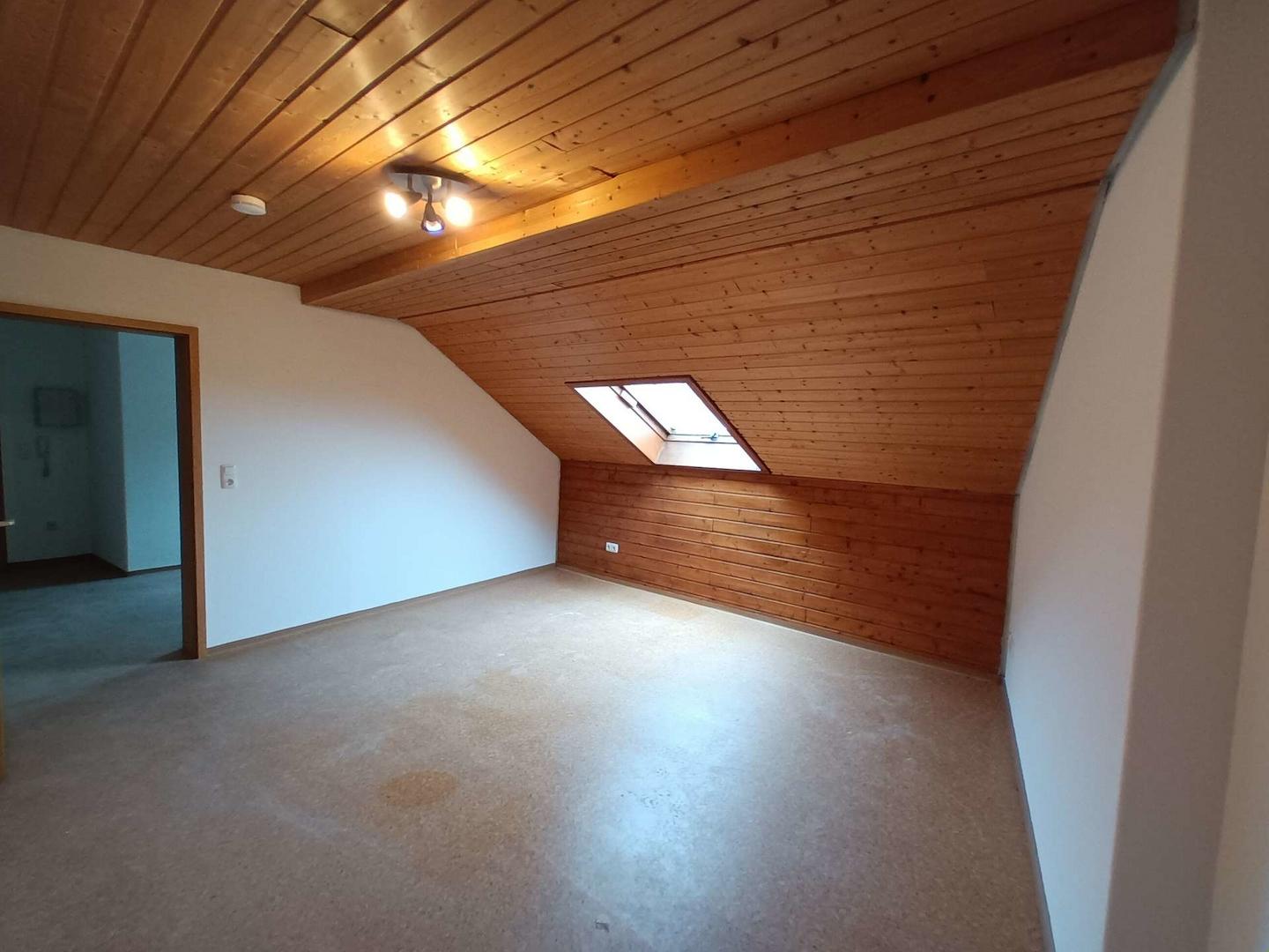 Wohn-/Schlafzimmer