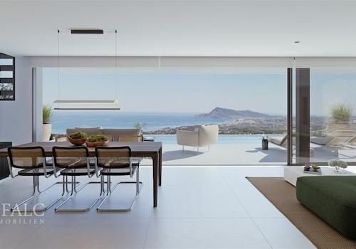 Wohnzimmer mit spektakulärem Blick über Meer, Ferne, Berge