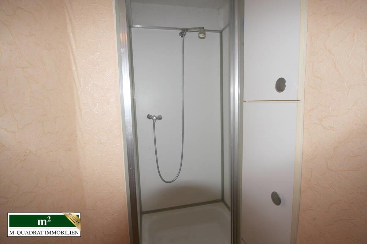 Dusche in ELW EG