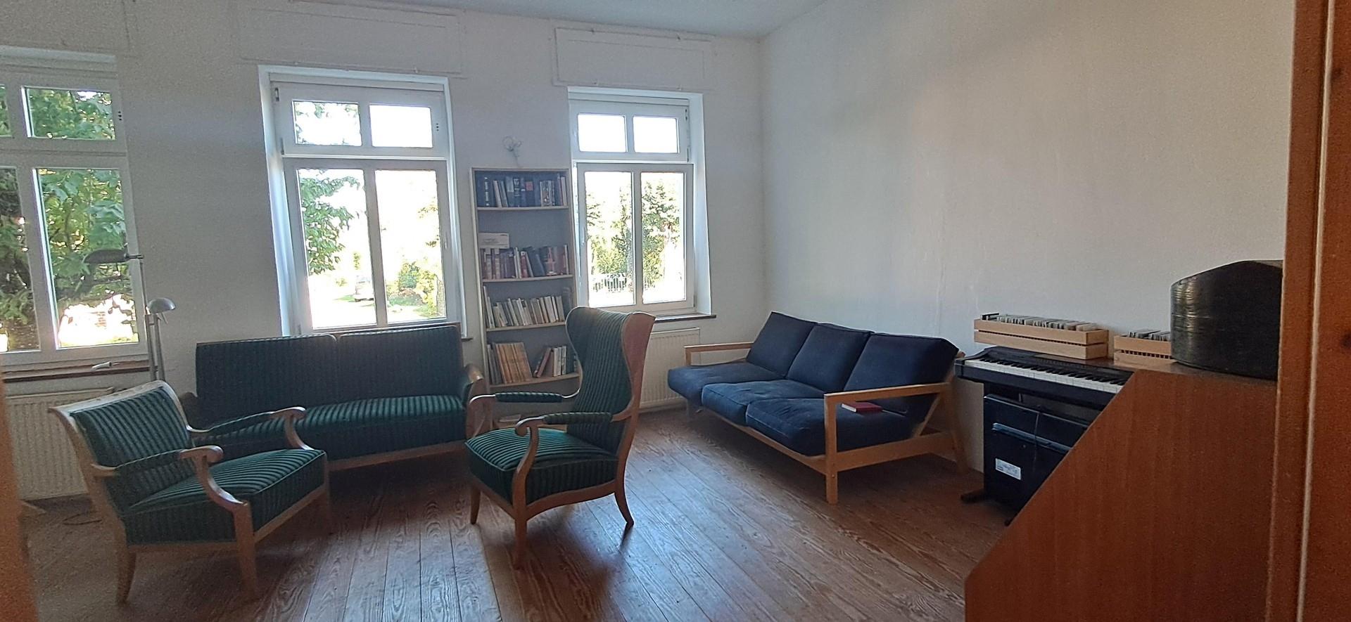 WG2 - Wohnzimmer