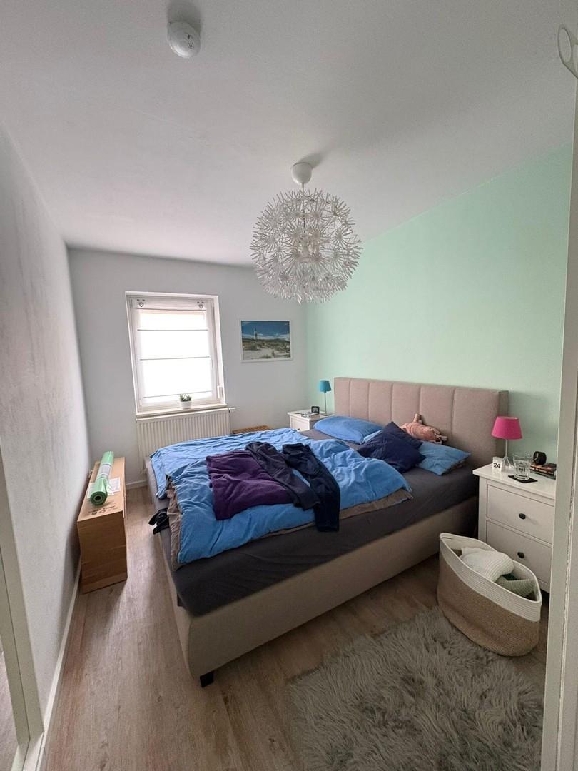 Schlafzimmer 1