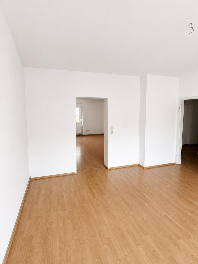 Durchgang Wohnzimmer