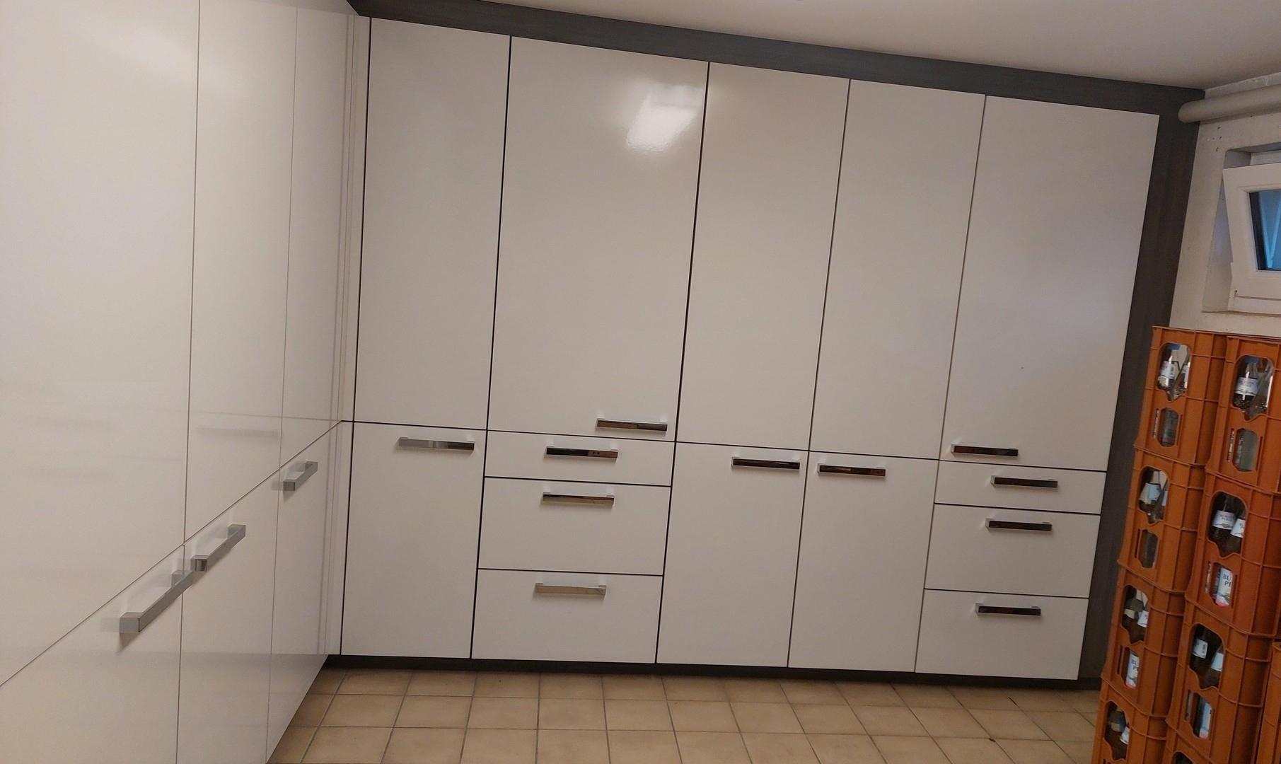 Einbauschränke im Keller