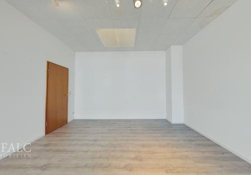 Büro - Türansicht