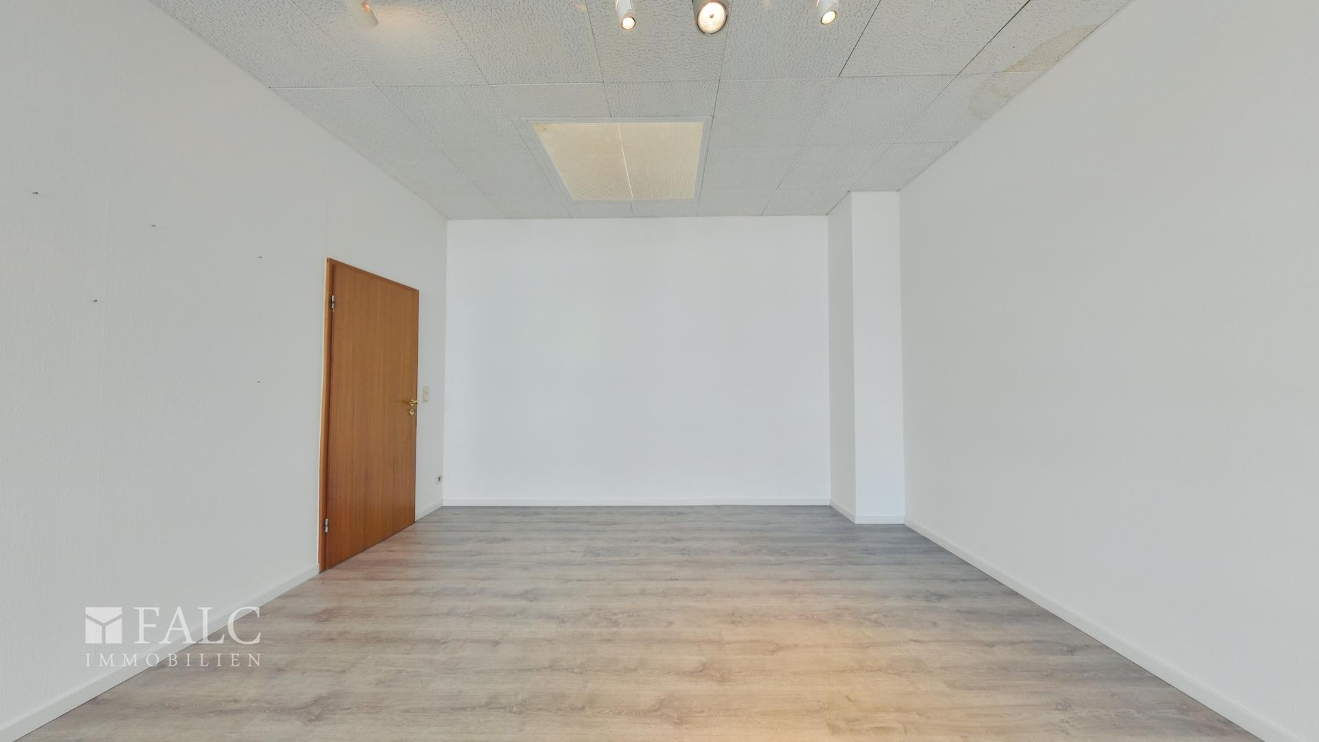Büro - Türansicht