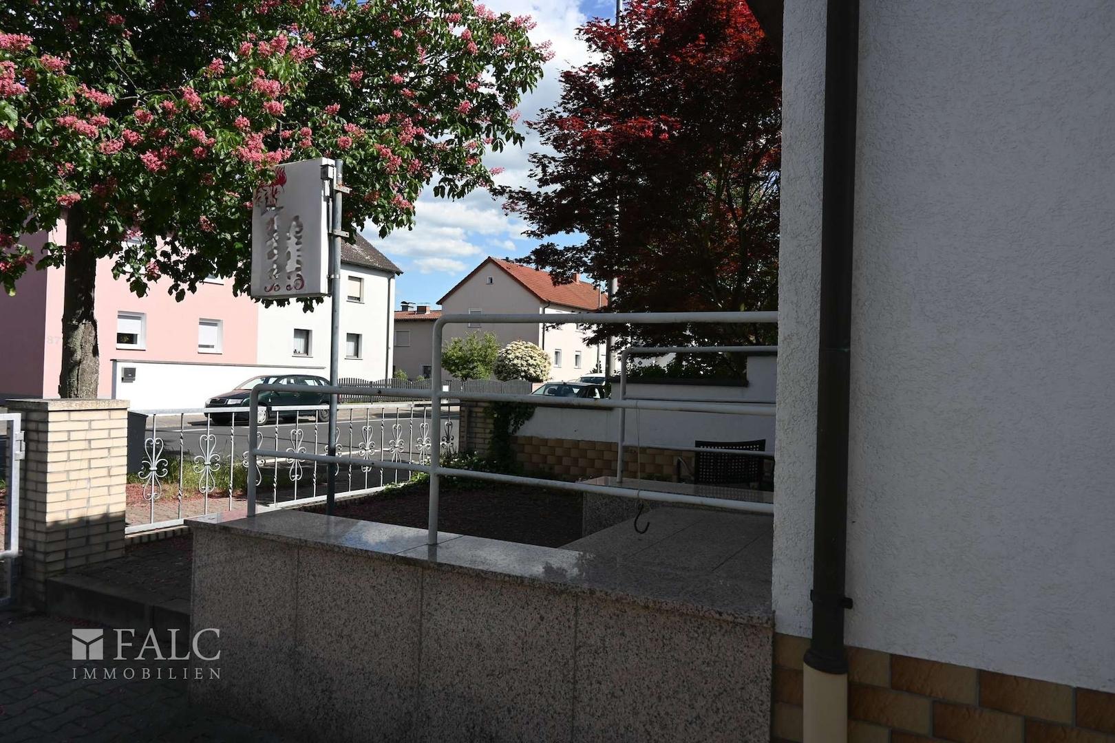 Terrase-Gewerbeimmobilie