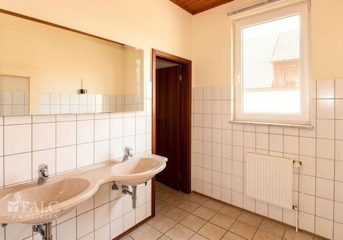 Badezimmer I