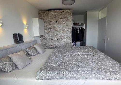 Schlafzimmer Ansicht 1