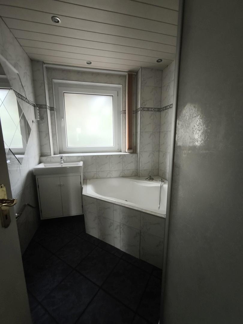 Badezimmer Badewanne