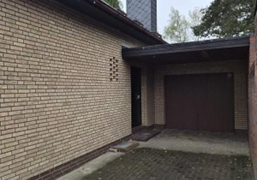 Eingang  - Garage
