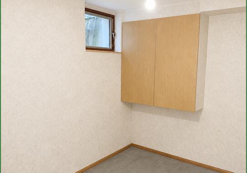 Abstellzimmer/Schlafraum?