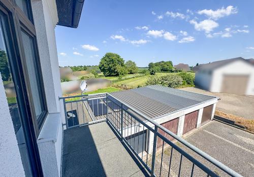 4 Balkon