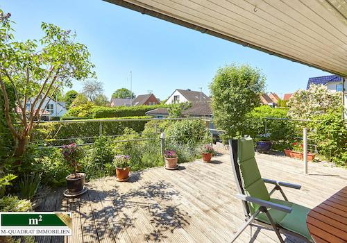 Südterrasse mit Außenkamin
