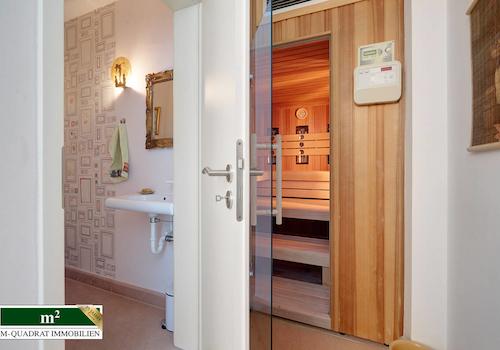 WC und Sauna im Poolhaus