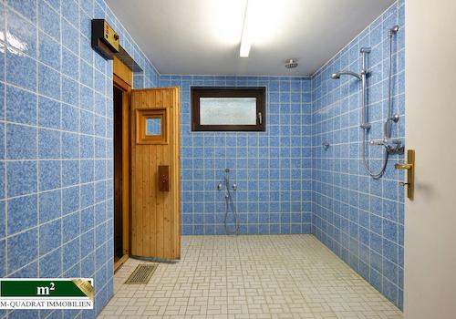 Duschbereich mit Sauna im Keller
