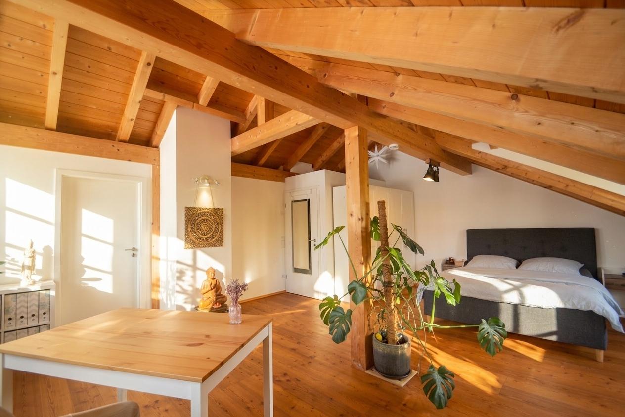 Studio im Dachgeschoss