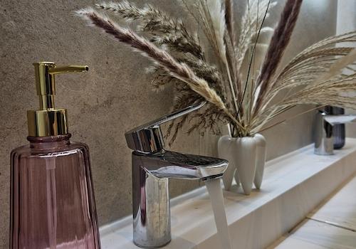 Badezimmer / Bathroom 