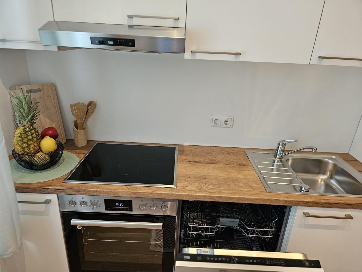 Küche / Kitchen