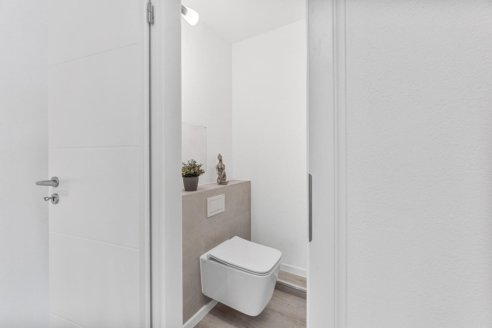 Modernes Gäste-WC